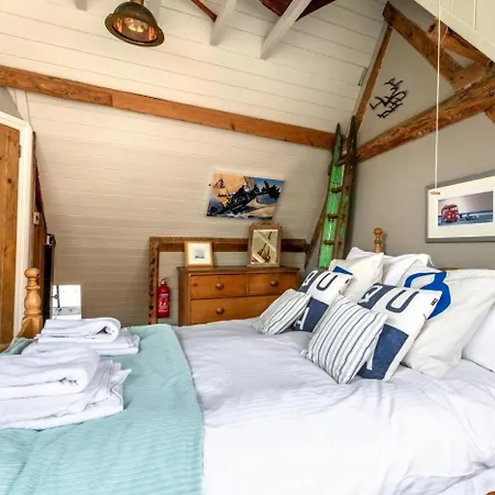 2 Bed In Whitby Oc-r038 度假居