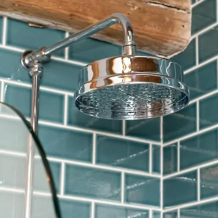 2 Bed In Whitby Oc-r038