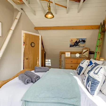 2 Bed In Whitby Oc-r038 Hébergement de vacances Robin Hood's Bay