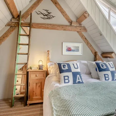 2 Bed In Whitby Oc-r038
