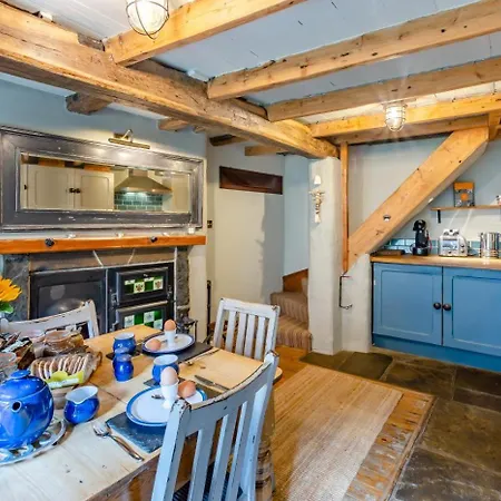 2 Bed In Whitby Oc-r038 *