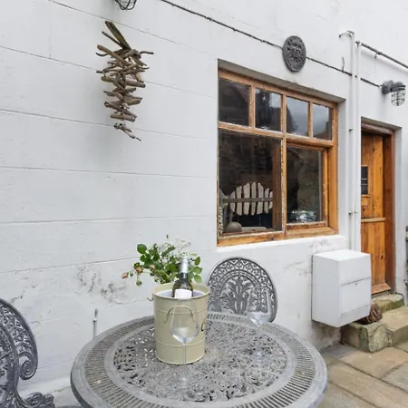 2 Bed In Whitby Oc-r038 * Robin Hood's Bay