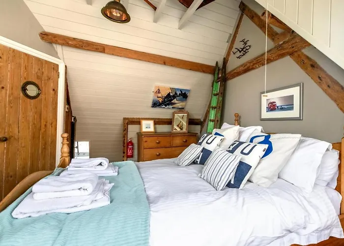 2 Bed In Whitby Oc-r038 * 罗宾胡兹贝