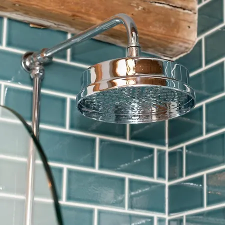 2 Bed In Whitby Oc-r038 בית נופש *